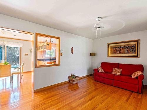 Salon - 3065 Rue Lareau, Carignan, QC - Indoor Photo Showing Living Room