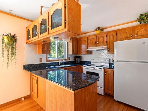 Cuisine - 3065 Rue Lareau, Carignan, QC - Indoor Photo Showing Kitchen