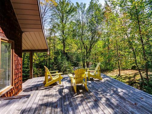 Balcon - 280 Ch. Du Ruisseau, Val-Des-Monts, QC - Outdoor