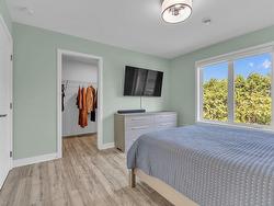 Master bedroom - 