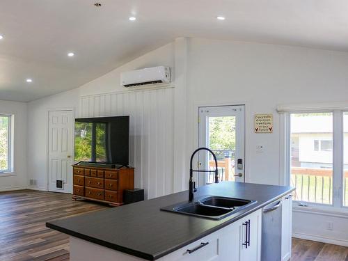 IntÃ©rieur - 511 Ch. Des Lots, Saint-Gabriel-De-Brandon, QC - Indoor Photo Showing Kitchen With Double Sink