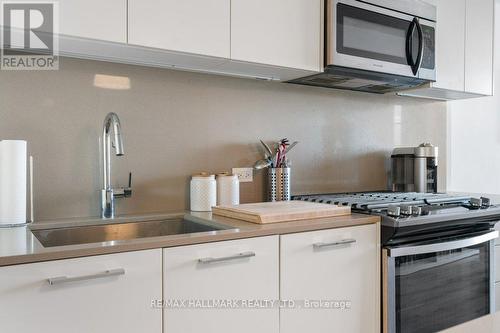 308 - 665 Kingston Road, Toronto, ON - Indoor Photo Showing Kitchen