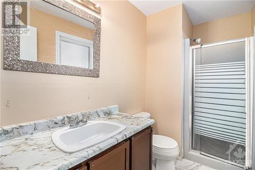 1407 Laurin Crescent, Ottawa, ON - Indoor Photo Showing Bathroom