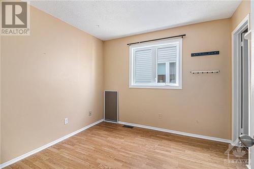 1407 Laurin Crescent, Ottawa, ON - Indoor Photo Showing Other Room