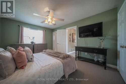 42 - 2800 Courtice Road, Clarington (Courtice), ON - Indoor Photo Showing Bedroom