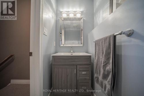 42 - 2800 Courtice Road, Clarington, ON - Indoor Photo Showing Bathroom