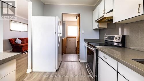 107 Seaborn Road, Brampton, ON - Indoor Photo Showing Kitchen