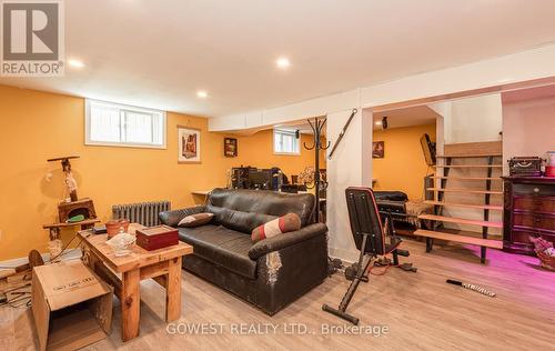 18 Atkinson Avenue, Toronto (West Hill), ON - Indoor Photo Showing Other Room