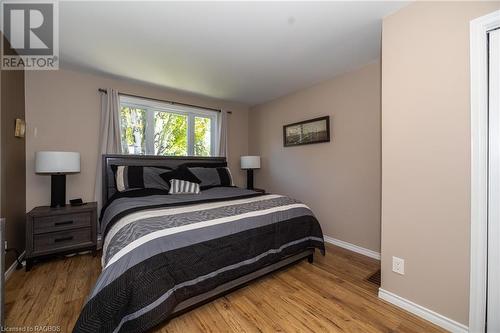 218 5Th Avenue W, Owen Sound, ON - Indoor Photo Showing Bedroom