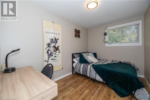 218 5Th Avenue W, Owen Sound, ON - Indoor Photo Showing Bedroom