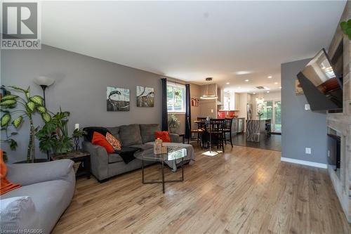 218 5Th Avenue W, Owen Sound, ON - Indoor Photo Showing Living Room With Fireplace