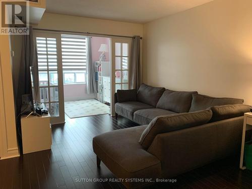 1703 - 5418 Yonge Street, Toronto (Willowdale West), ON - Indoor Photo Showing Living Room