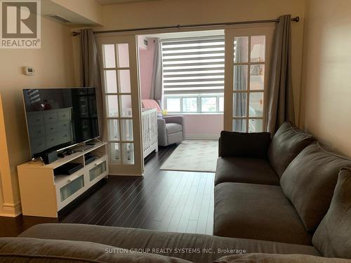 1703 - 5418 Yonge Street, Toronto, ON - Indoor Photo Showing Living Room