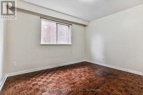 90 Charlton Boulevard, Toronto, ON - Indoor Photo Showing Other Room