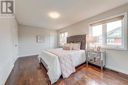 22 Dairy Avenue, Richmond Hill (Oak Ridges), ON - Indoor Photo Showing Bedroom