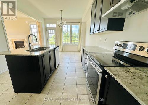 52 Lampkin Street, Georgina, ON - Indoor Photo Showing Kitchen With Double Sink With Upgraded Kitchen