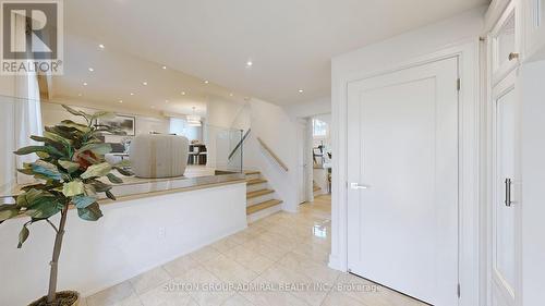 25 Silver Aspen Drive, Markham (Royal Orchard), ON - Indoor Photo Showing Other Room