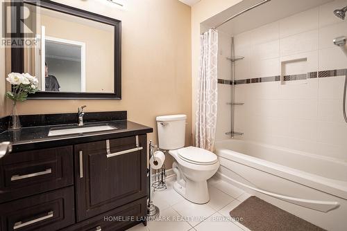 258 Brickstone Circle, Vaughan, ON - Indoor Photo Showing Bathroom