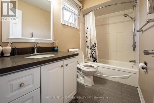 258 Brickstone Circle, Vaughan, ON - Indoor Photo Showing Bathroom