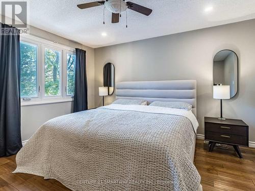 195 Romain Crescent, Oakville (College Park), ON - Indoor Photo Showing Bedroom