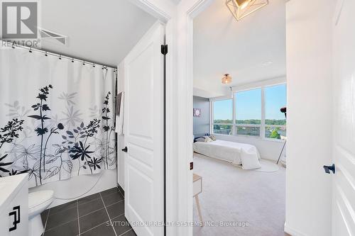 804 - 2230 Lake Shore Boulevard W, Toronto, ON - Indoor Photo Showing Bathroom