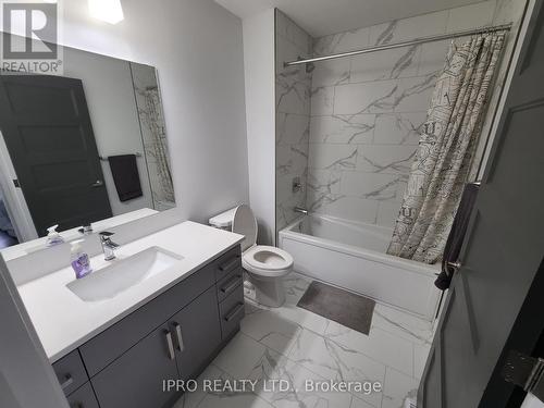 36 - 3380 Singleton Avenue, London, ON - Indoor Photo Showing Bathroom