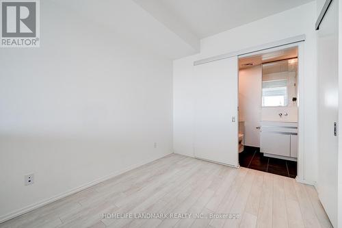 4211 - 197 Yonge Street, Toronto, ON - Indoor Photo Showing Other Room