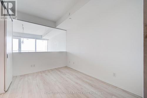 4211 - 197 Yonge Street, Toronto, ON - Indoor Photo Showing Other Room