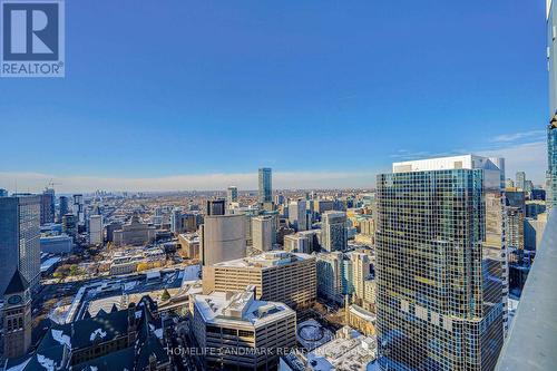 4211 - 197 Yonge Street, Toronto (Church-Yonge Corridor), ON - Outdoor With View