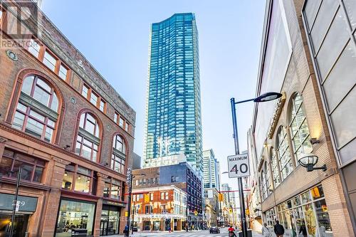 4211 - 197 Yonge Street, Toronto, ON - Outdoor With Facade