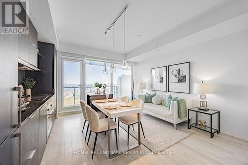 4211 - 197 Yonge Street, Toronto, ON - Indoor Photo Showing Dining Room