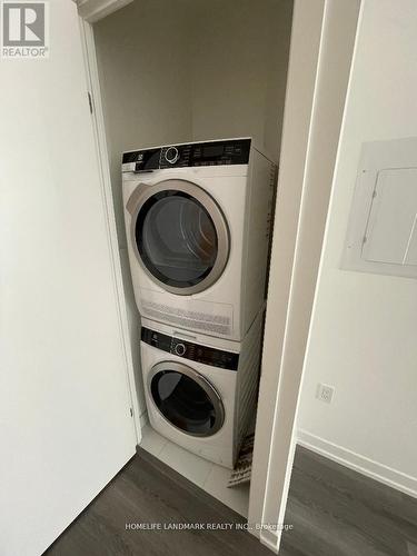 5012 - 138 Downes Street, Toronto, ON - Indoor Photo Showing Laundry Room