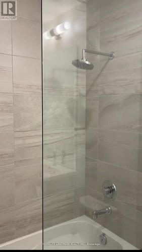 5012 - 138 Downes Street, Toronto, ON - Indoor Photo Showing Bathroom