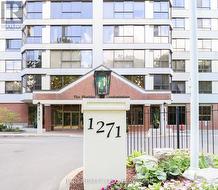 1201 - 1271 WALDEN CIRCLE  Mississauga (Clarkson), ON L5J 4R4