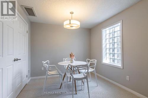 17 - 35 Mountford Drive, Guelph (Grange Hill East), ON - Indoor Photo Showing Dining Room