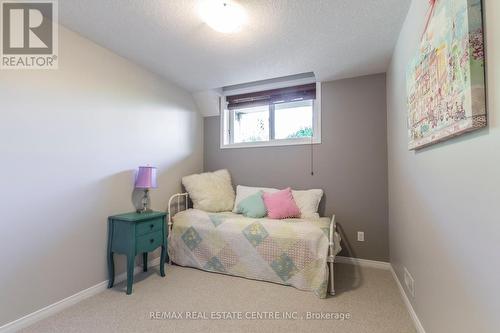 17 - 35 Mountford Drive, Guelph (Grange Hill East), ON - Indoor Photo Showing Bedroom