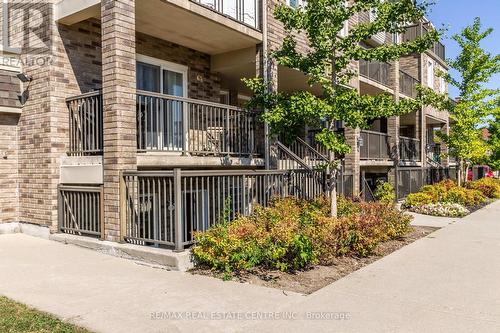 17 - 35 Mountford Drive, Guelph (Grange Hill East), ON - Outdoor