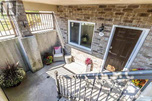 17 - 35 Mountford Drive, Guelph (Grange Hill East), ON - Outdoor