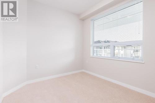 422 9233 Odlin Road, Richmond, BC - Indoor Photo Showing Other Room