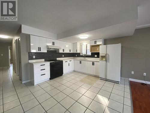 Garden Suite 2323 E 41 Avenue, Vancouver, BC - Indoor Photo Showing Kitchen