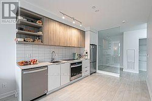 405 - 6 Sonic Way, Toronto, ON - Indoor Photo Showing Kitchen With Stainless Steel Kitchen With Upgraded Kitchen