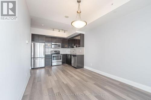 2208 - 7165 Yonge Street, Markham (Grandview), ON - Indoor Photo Showing Kitchen With Stainless Steel Kitchen