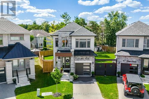 43 Ferris Circle, Guelph (Clairfields), ON - Outdoor With Facade