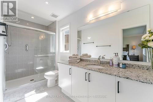 43 Ferris Circle, Guelph (Clairfields), ON - Indoor Photo Showing Bathroom