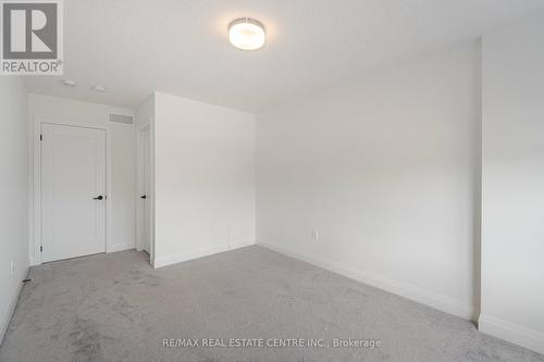 43 Ferris Circle, Guelph, ON - Indoor Photo Showing Other Room