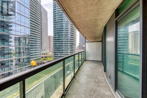 1108 - 30 Grand Trunk Crescent, Toronto (Waterfront Communities), ON - Outdoor With Exterior