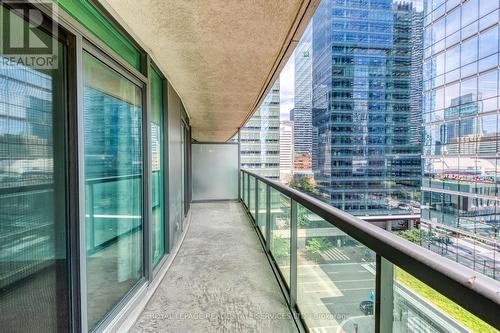 1108 - 30 Grand Trunk Crescent, Toronto (Waterfront Communities), ON - Outdoor With Exterior