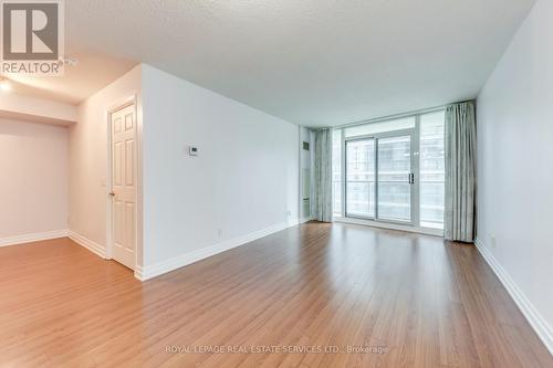 1108 - 30 Grand Trunk Crescent, Toronto (Waterfront Communities), ON - Indoor Photo Showing Other Room