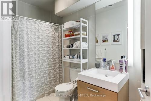 716 - 318 King Street E, Toronto (Moss Park), ON - Indoor Photo Showing Bathroom