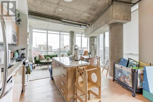 716 - 318 King Street E, Toronto (Moss Park), ON - Indoor Photo Showing Kitchen With Upgraded Kitchen